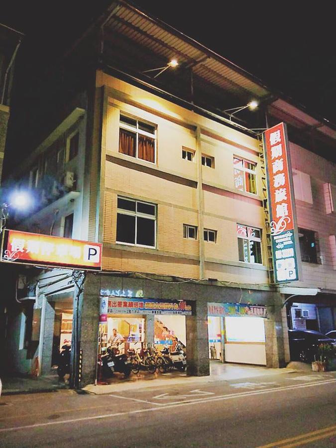 Holiday Business Hotel T'ai-tung Exterior foto